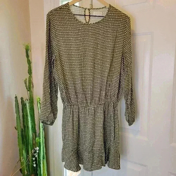 Mud Pie Olive Green Long Sleeve Dress - Picture 1 of 9
